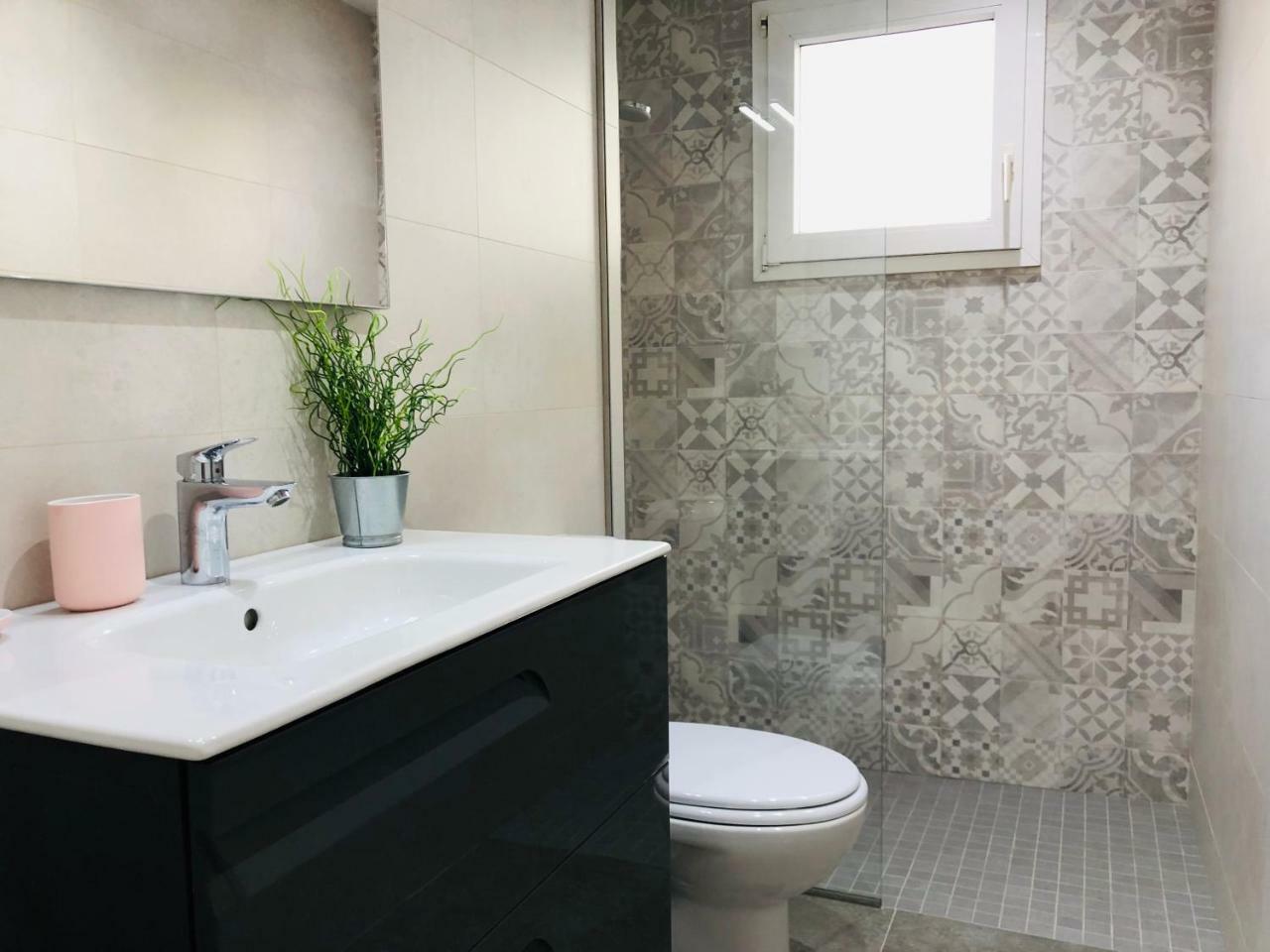 Roc Mar 3 3D - Apartamento Cerca Del Centro Y De La Playa - Terraza Con Vistas Al Mar Y Al Puerto Rosas Exteriör bild