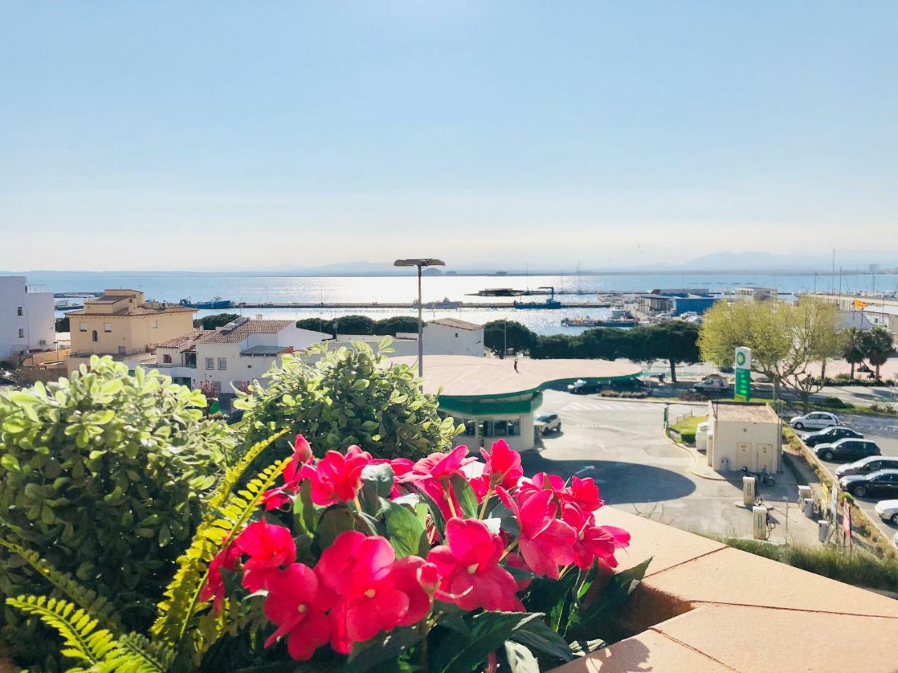Roc Mar 3 3D - Apartamento Cerca Del Centro Y De La Playa - Terraza Con Vistas Al Mar Y Al Puerto Rosas Exteriör bild