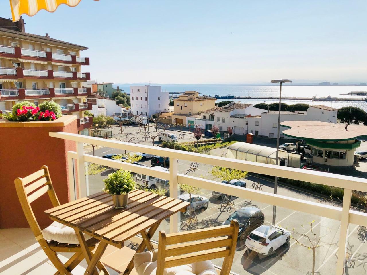 Roc Mar 3 3D - Apartamento Cerca Del Centro Y De La Playa - Terraza Con Vistas Al Mar Y Al Puerto Rosas Exteriör bild