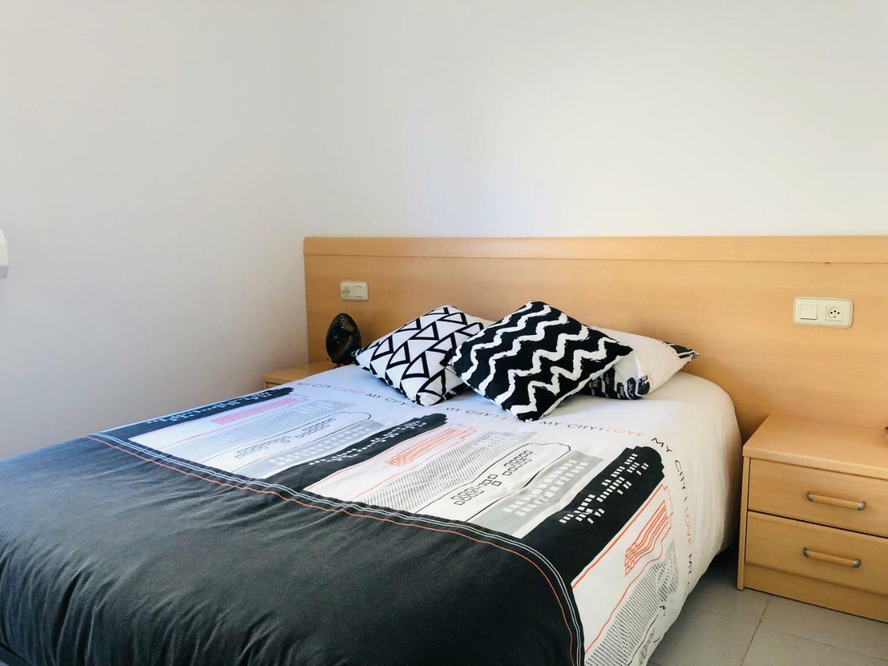 Roc Mar 3 3D - Apartamento Cerca Del Centro Y De La Playa - Terraza Con Vistas Al Mar Y Al Puerto Rosas Exteriör bild